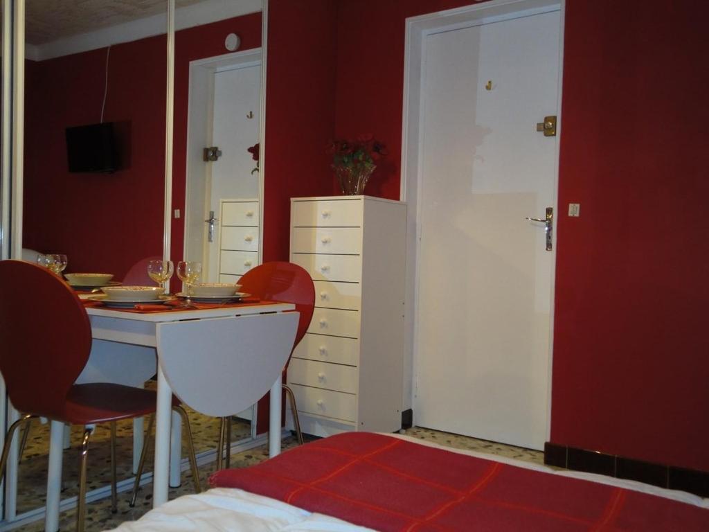 Studio Framboise Proche Paris Et Disneyland Gagny Экстерьер фото